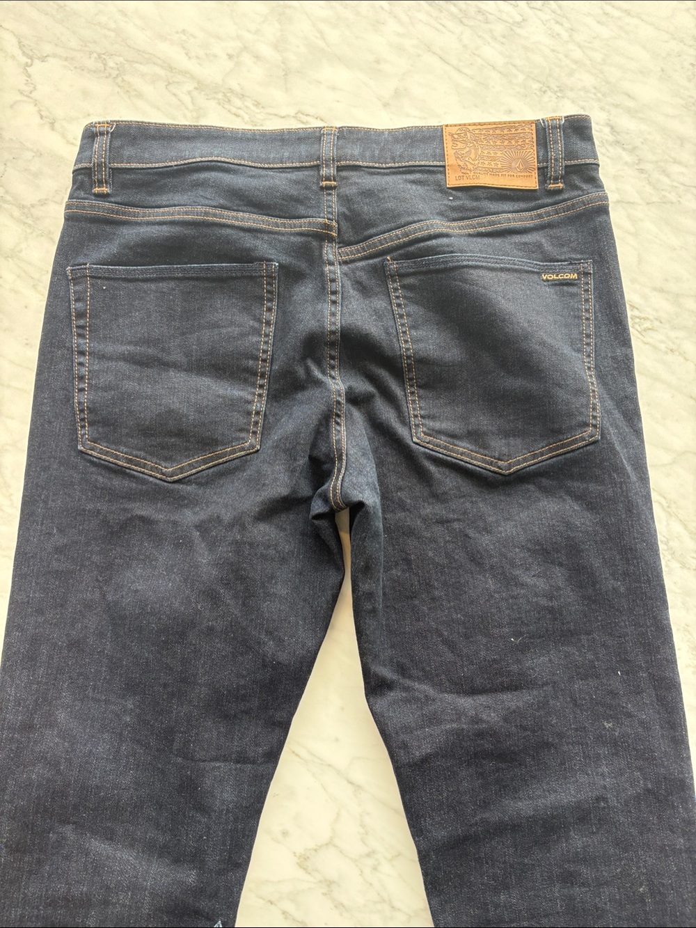 Volcom Men's Indigo Solver Slim Straight Jeans NEW Never Worn